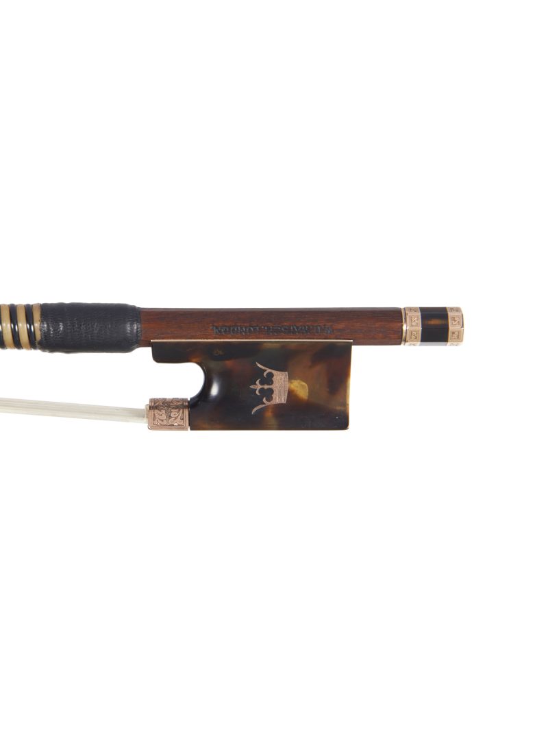 Frog of a gold & tortoiseshell-mounted violin bow by William Watson, 1997